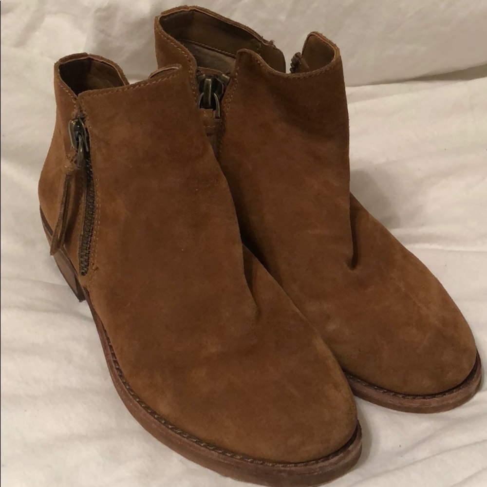 Gianni bini booties